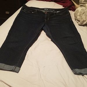 Levi Capri's
